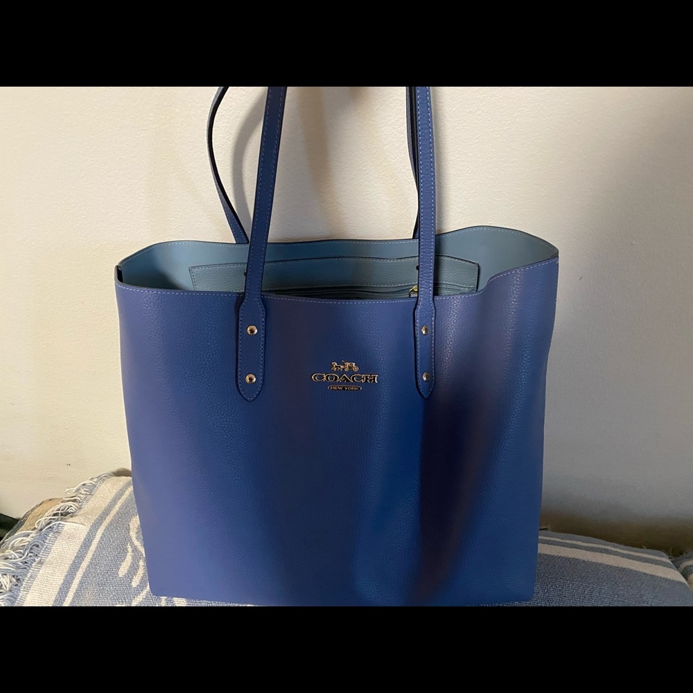 Coach tote blue
